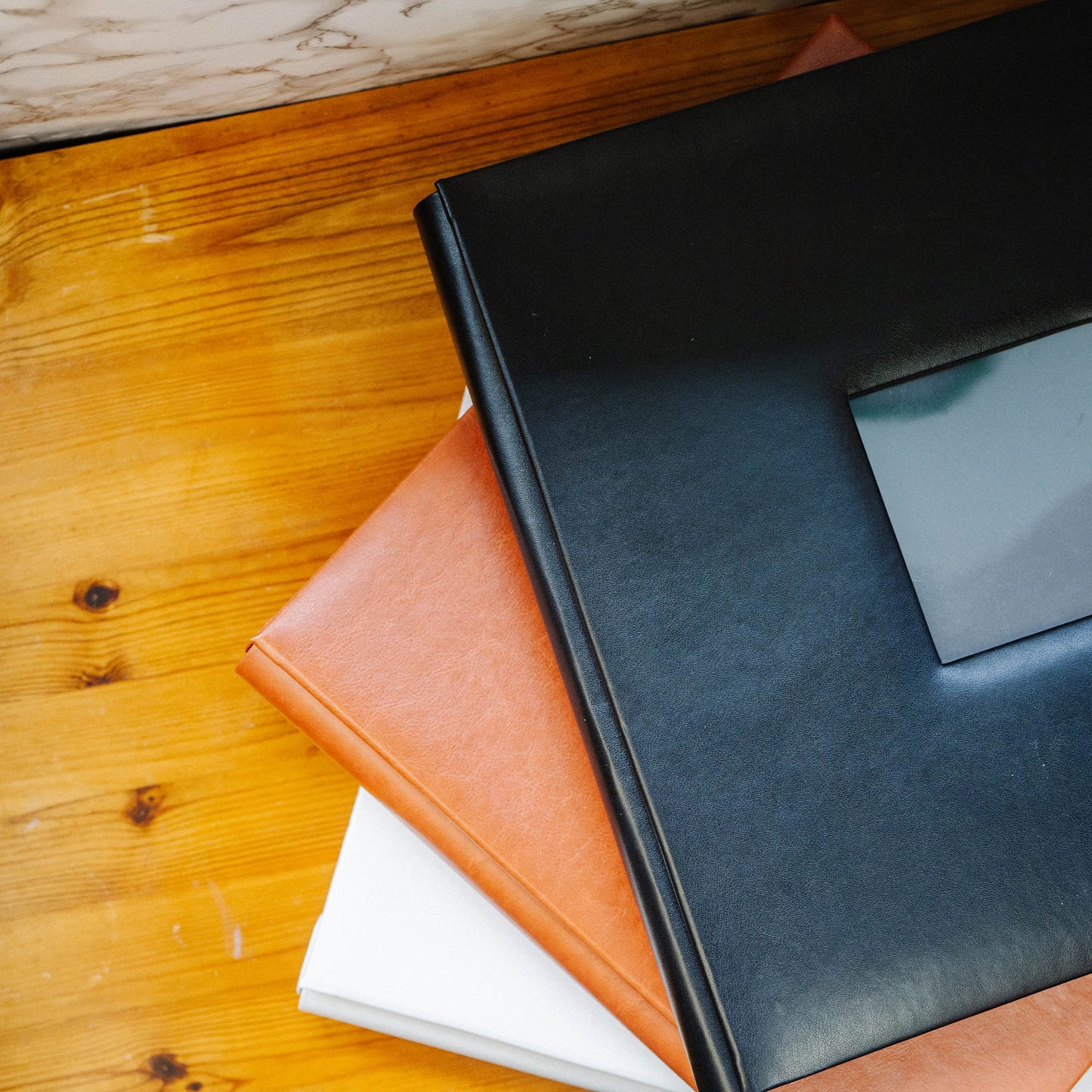 "Fated Hearts" Wedding Photo Album