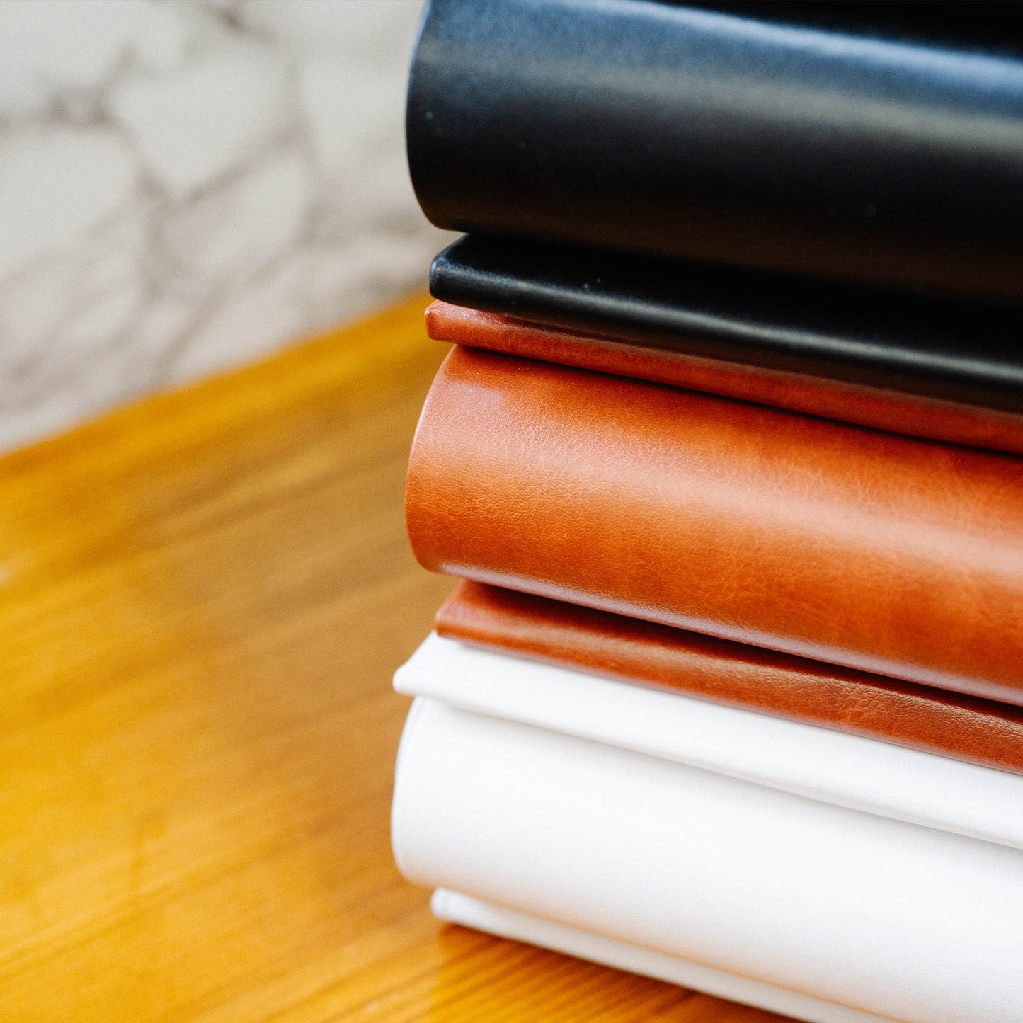 "Fated Hearts" Wedding Photo Album